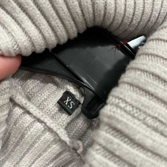 Long sweater - Picture 4 of 4